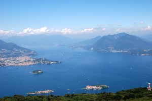 Lombardia Lago Maggiore visto dall'alto