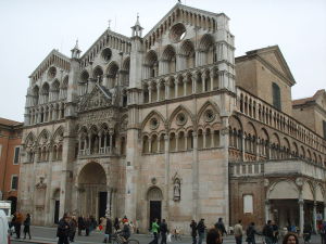 Cosa Vedere a Ferrara - Duomo Facciata