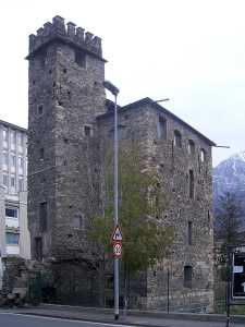 Cosa visitare ad Aosta_Torre_del_Lebbroso