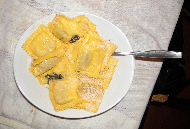 piatti tipici della lombardia tortelli di zucca mantovani